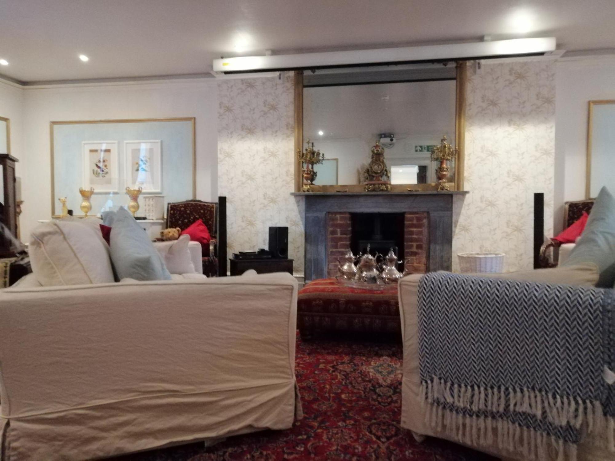 Guestling Hall Hotel Экстерьер фото