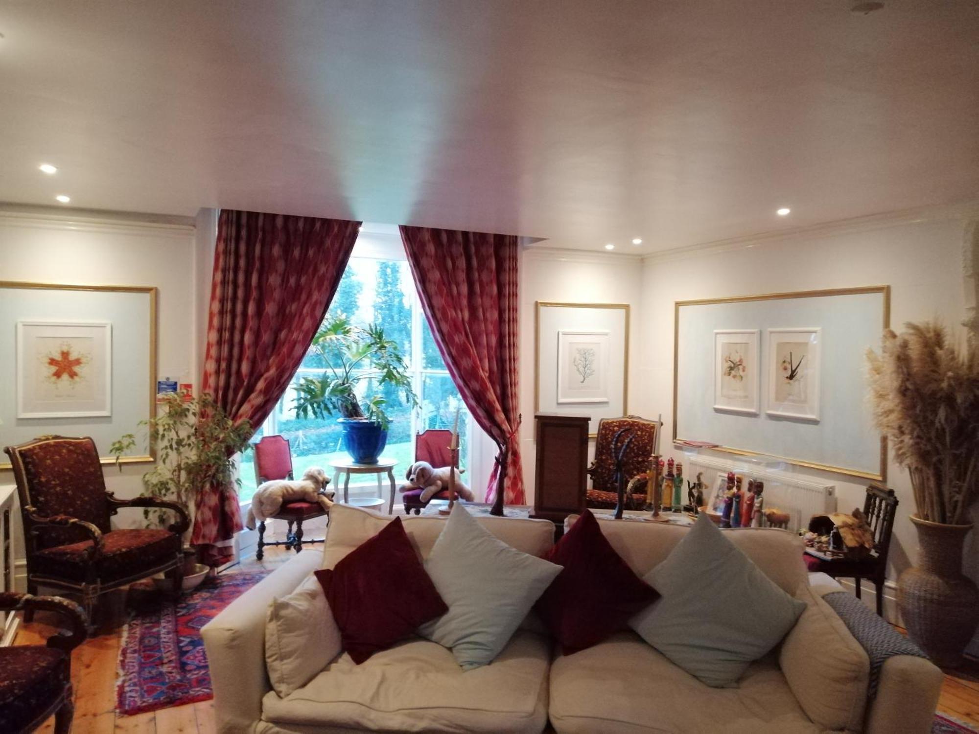 Guestling Hall Hotel Экстерьер фото