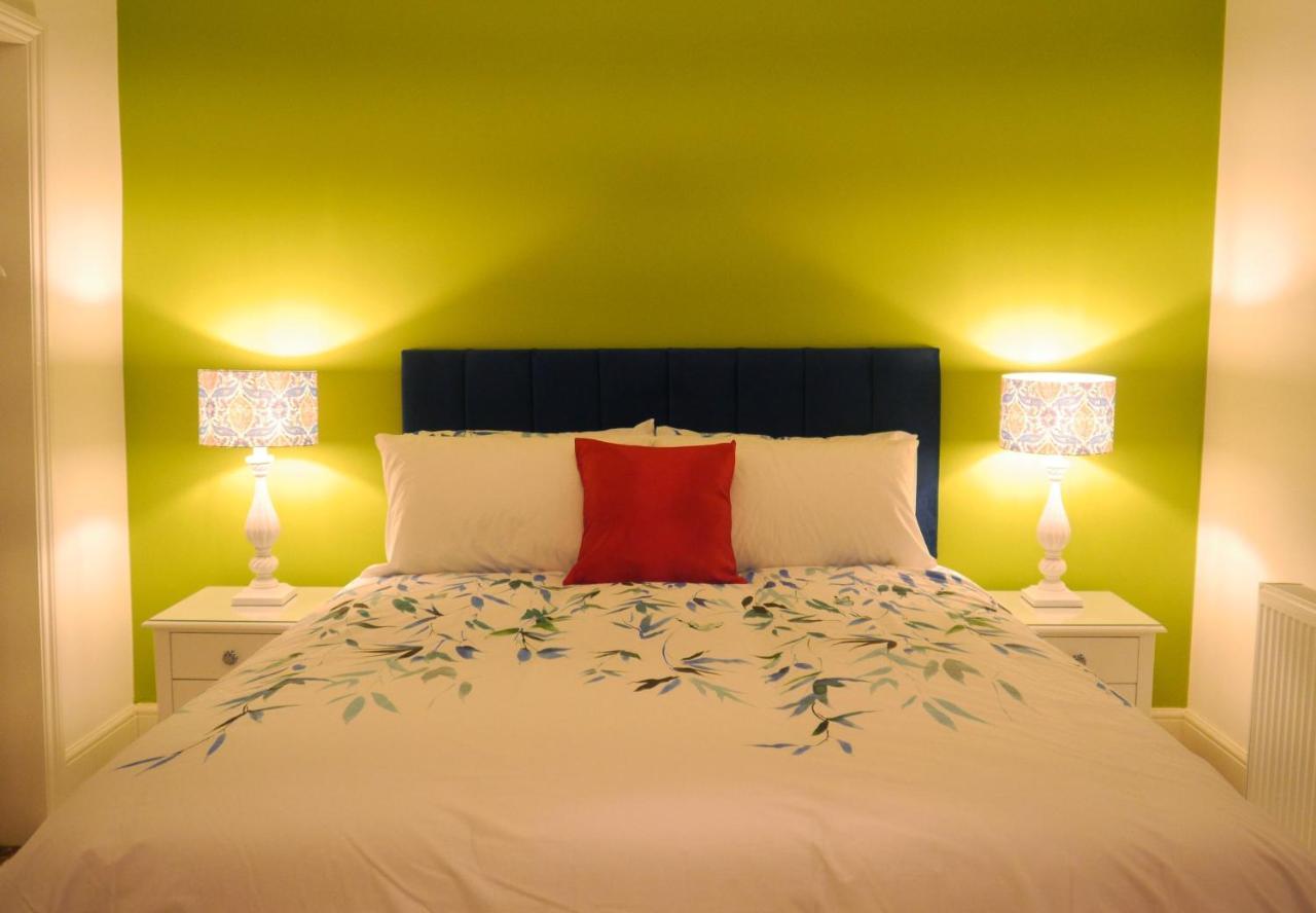 Guestling Hall Hotel Экстерьер фото